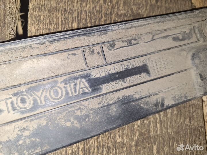 Накладка молдинг порога Toyota corolla 120