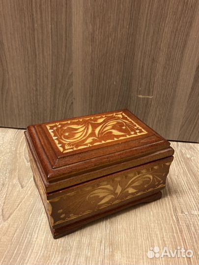 Шкатулка раритет ручной работы 12*8*7 см дерево