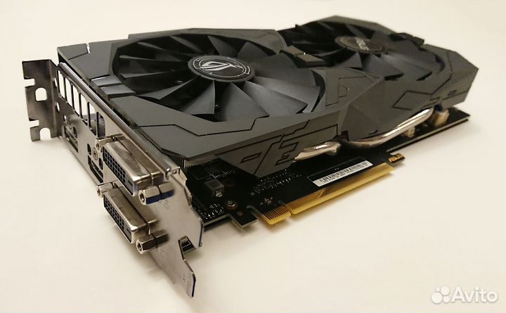 Видеокарта Asus Strix GTX 1050 O2G Gaming (2Gb)