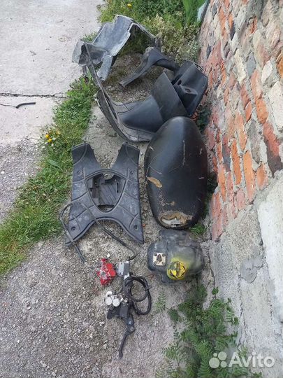 Рама, пластик на сузуки