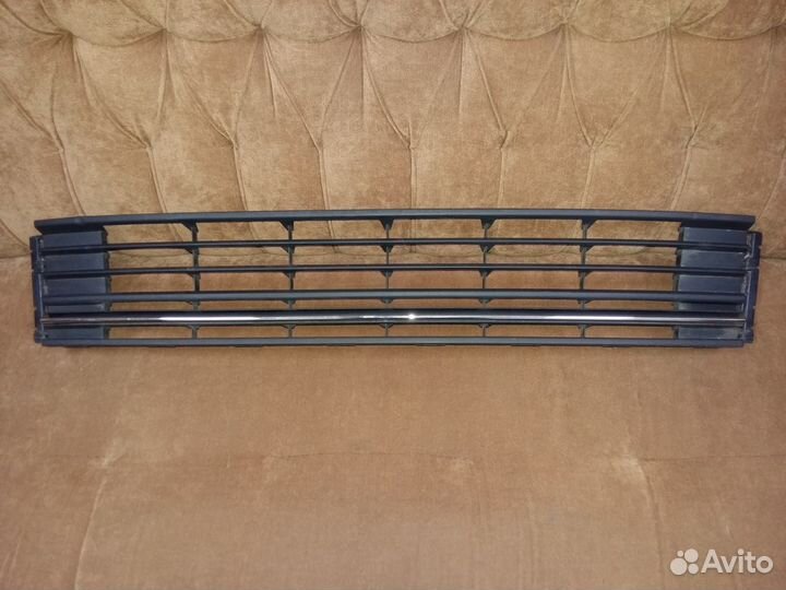 Решетка радиатора Фольксваген Поло с 15 года