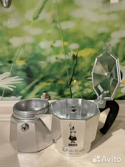Гейзерная кофеварка Bialetti Moka Express