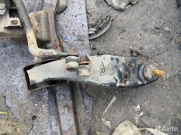 Рычаг Передний чери индис