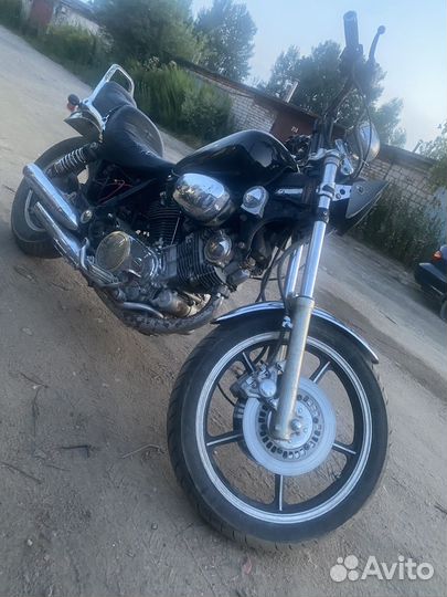 Yamaha xv 750 virago