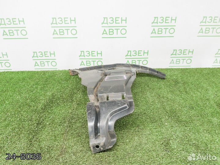 Крепление бампера Volvo S60, V70, S80