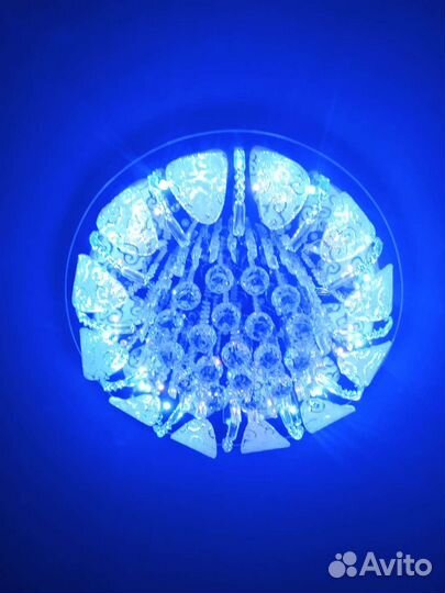 Люстра - потолочная