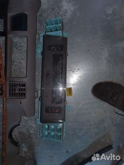 Приборная панель на шевроле каприз 1992