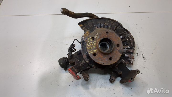 Ступица (кулак, цапфа) левая передняя Mercedes ML W163