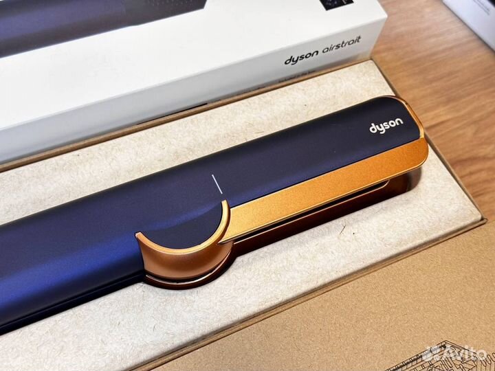 Выпрямитель Dyson airstrait ht01