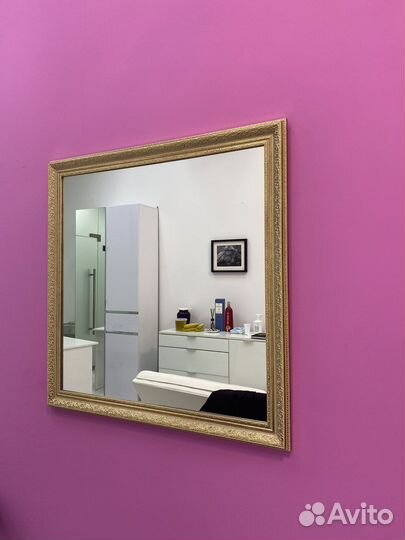 Зеркало с багетной рамкой