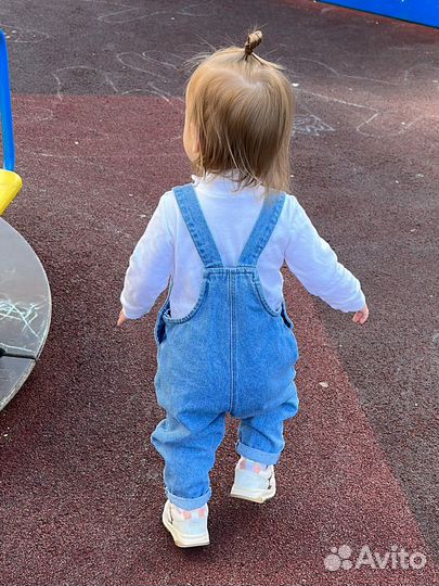 Комбинезон на девочку