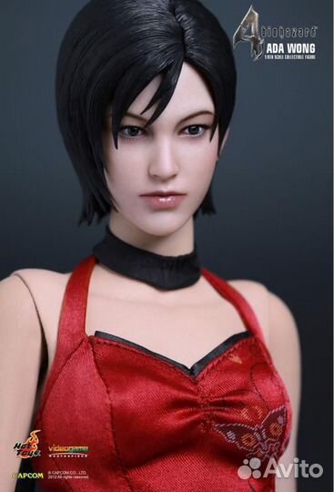 Hot Toys Resident Evil 4 Ada Wong Figure