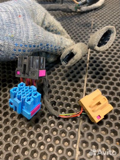 Проводка двери задняя правая Bentley Continental