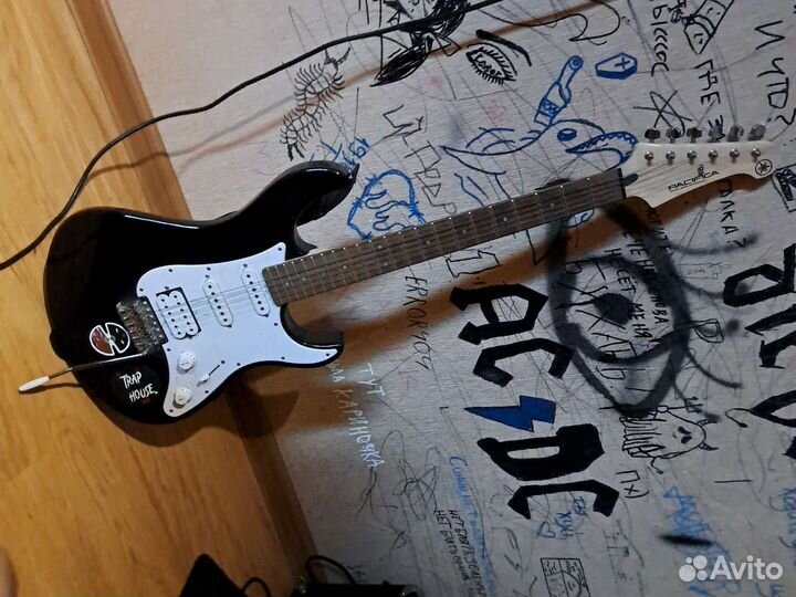 Электро гитара с комбиком