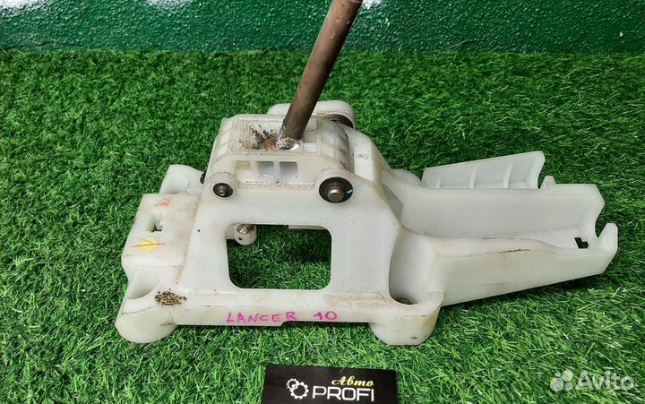 В наличии: Кулиса на Mitsubishi Lancer 10