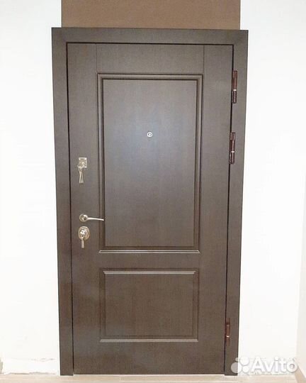 Двери входные от склада