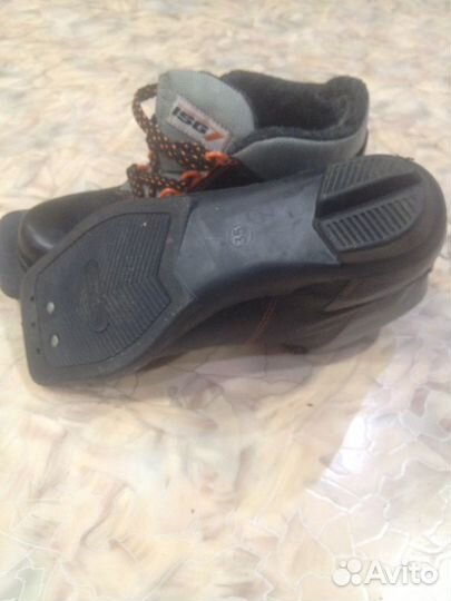 Лыжные ботинки, 35р