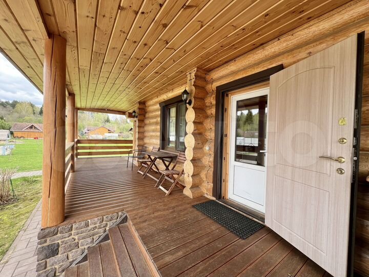 Дом 221 м² на участке 15 сот.