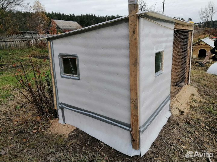 Курятники и будка для собак на заказ