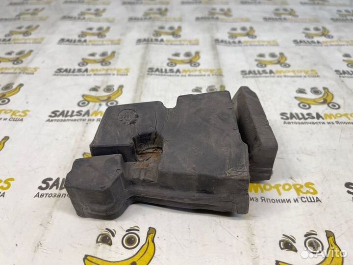 Гаситель левый Volkswagen Touareg 7P5 NF cgra 3.6