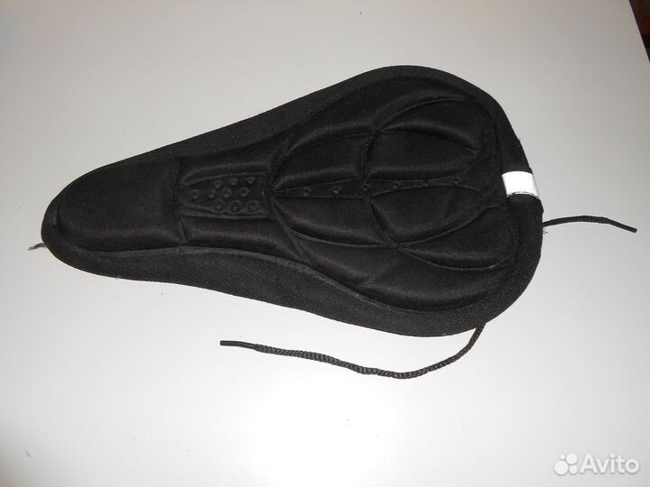 В отличном состоянии Чехол на велосипедное седло