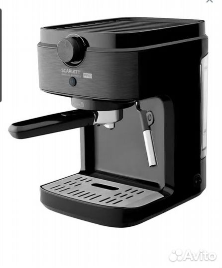 Кофеварка рожкового типа Scarlett SC-CM33015