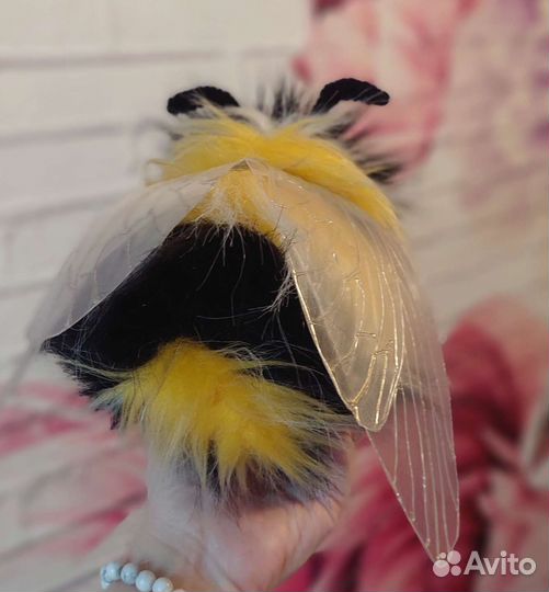 Шмель игрушка