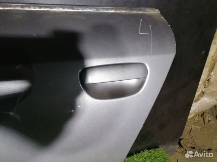 Дверь задняя левая Audi A6 C5