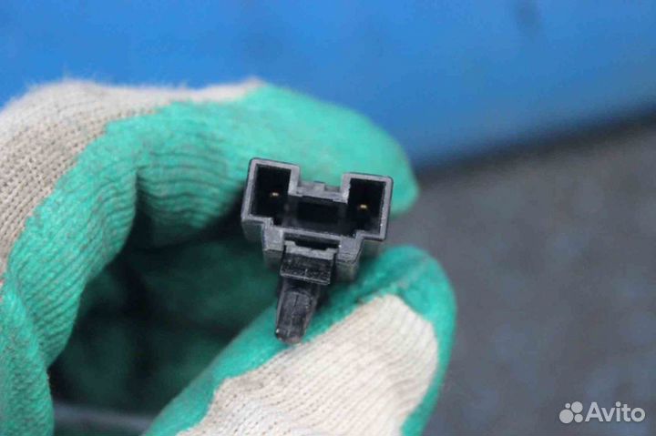 Замок багажника Nissan Primera (Ниссан Примера) P1