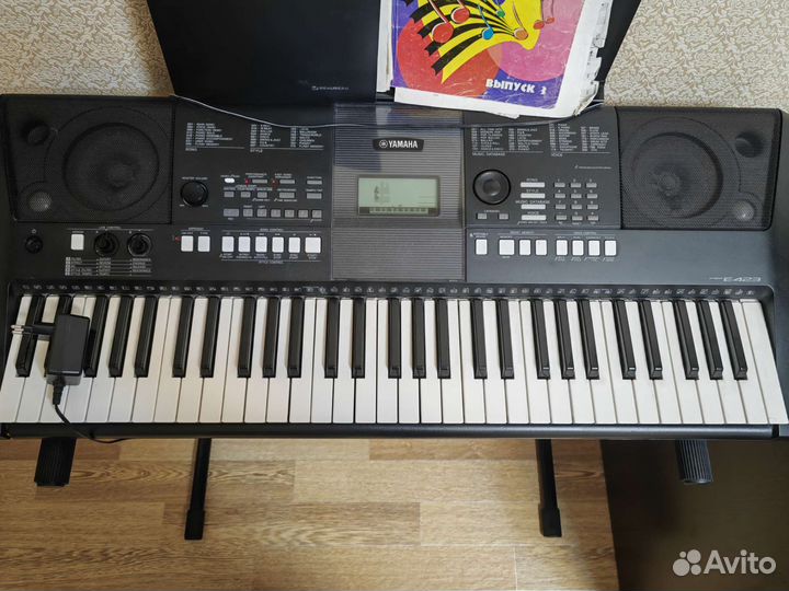 Синтезатор yamaha psr e423