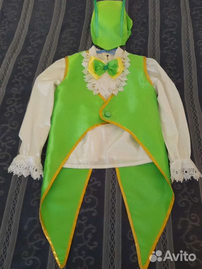 Костюм кузнечика,божья коровка на мальчика