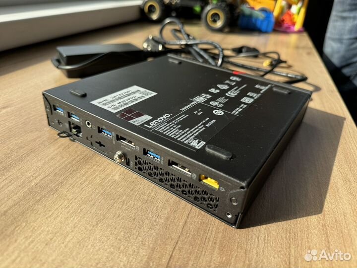 Мини пк Lenovo ThinkCentre m900 SSF i5-6500