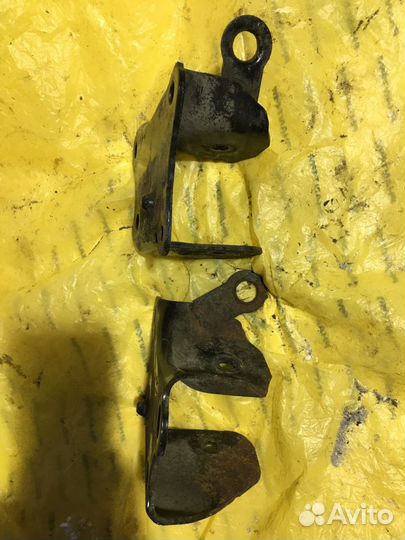 Кронштейн задней балки Лада Ларгус