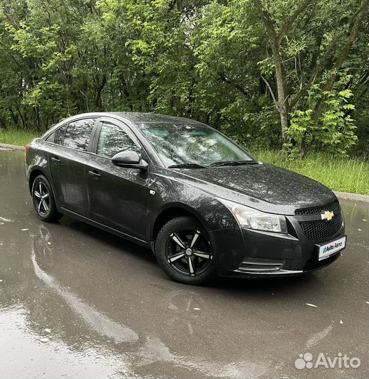 Chevrolet Cruze 1.6 МТ, 2011, 175 000 км