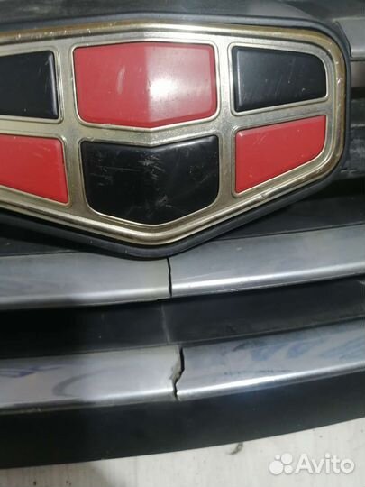Решетка радиатора Geely emgrand EC7