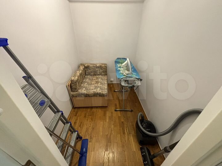 2-к. квартира, 66 м², 2/5 эт.