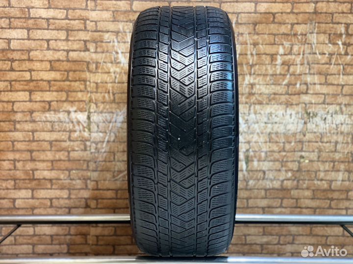 Pirelli Scorpion Winter 275/45 R21
