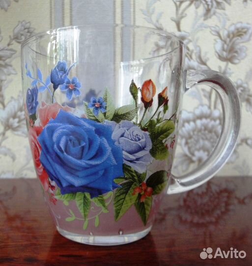 Кружки, чашки, стаканы, блюдца