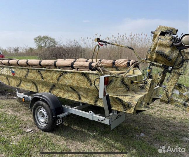 Лодка болотоход