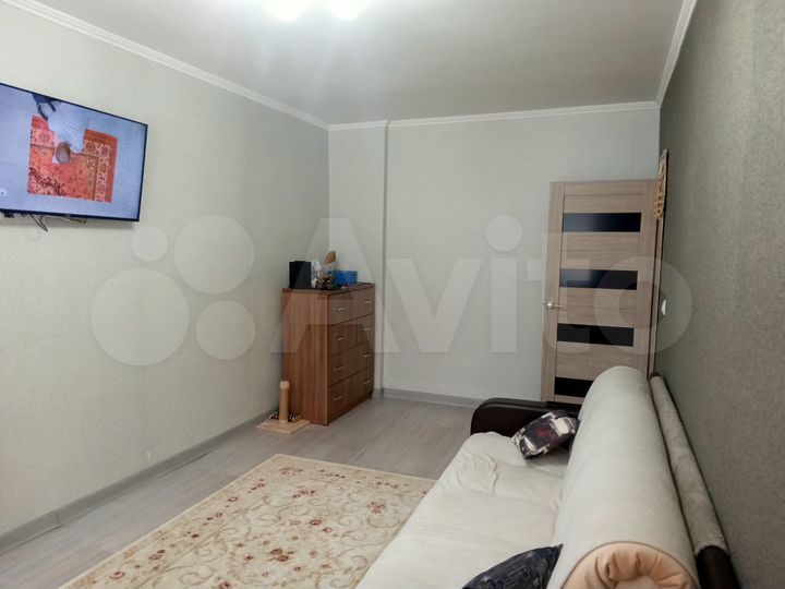 2-к. квартира, 43,7 м², 1/5 эт.