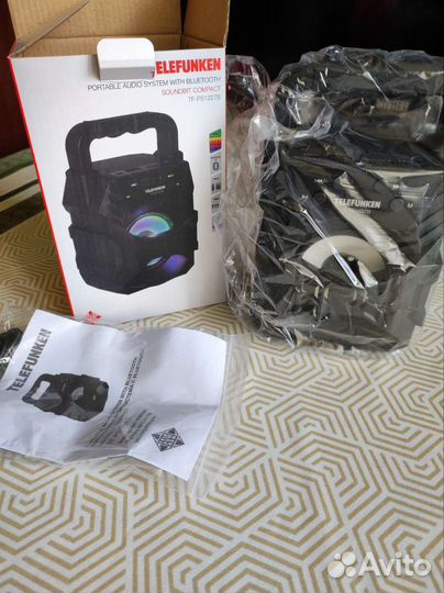 Блютуз колонка Telefunken