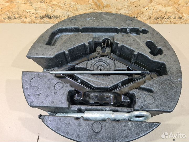 Органайзер в сборе Ford Focus 3