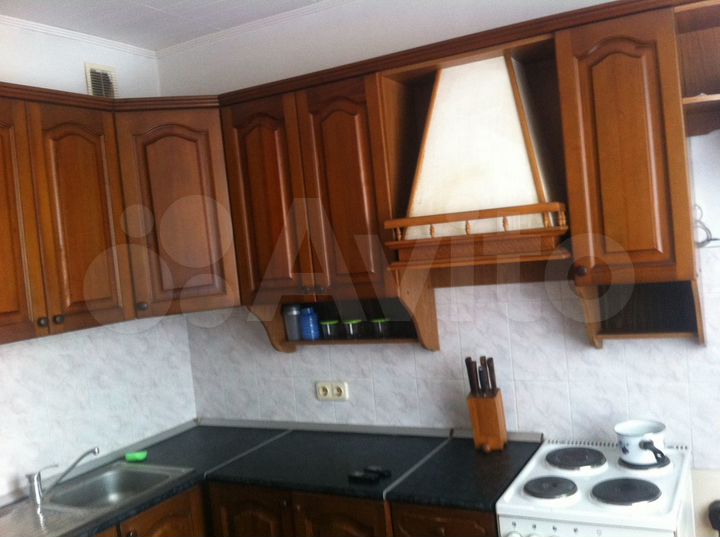 Комната 16 м² в 4-к., 2/10 эт.