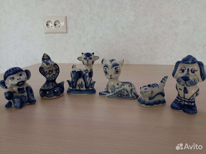 Фигурки Гжель