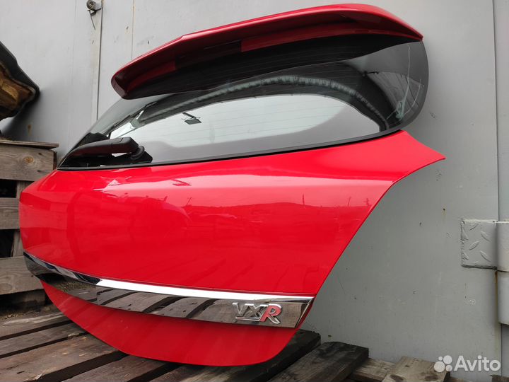 Крышка багажника со спойлером OPC Astra H