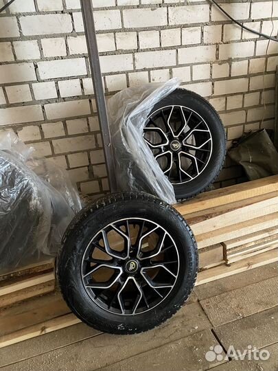 Комплект зимних колес r16