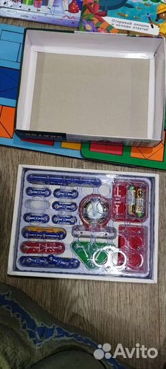 Много игрушек для мальчика (пазлы,Лего,Знаток)