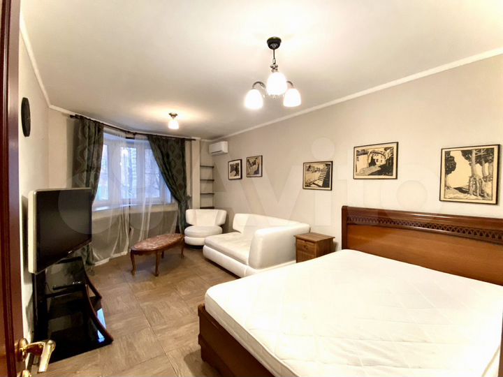 1-к. квартира, 40 м², 2/18 эт.