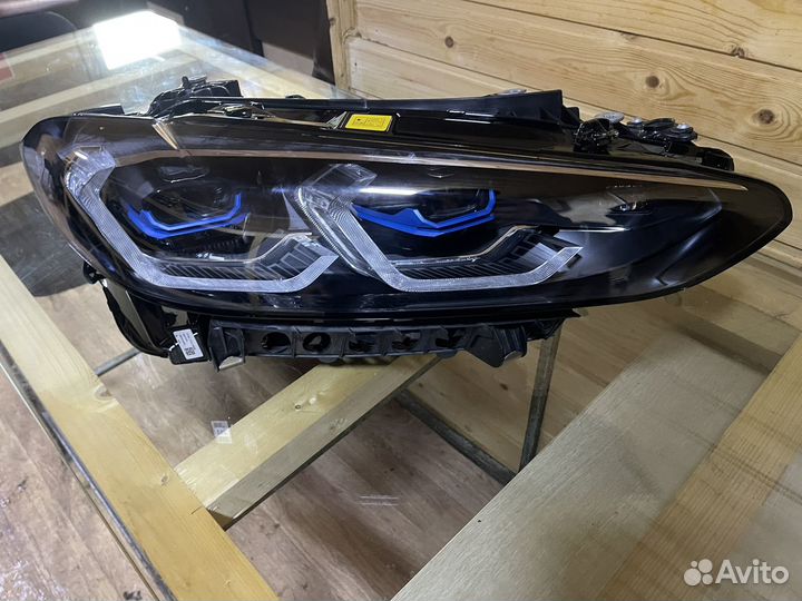 Фара правая на BMW G22 laser