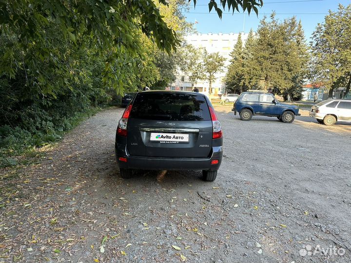 LADA Priora 1.6 МТ, 2013, 130 000 км